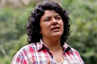 Berta Cáceres: indígenas contra multinacionales Berta Cáceres: indígenas contra multinacionales